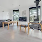 Aileen - 900m From The Sea By Interhome *