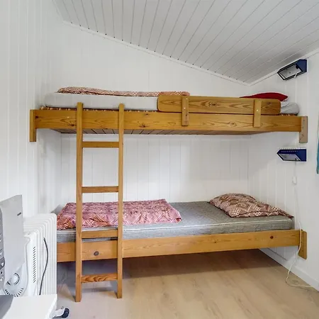 Semesterbostad Aileen - 900m From The Sea By Interhome Bøtø By