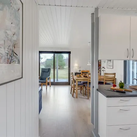 Aileen - 900m From The Sea By Interhome * Bøtø By